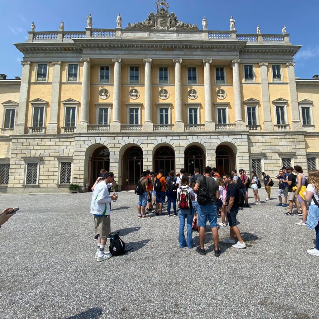 DISABILITÀ. SUPERARE I LIMITI SENZA CONFINI. 12 Cometa - DISABILITÀ. SUPERARE I LIMITI SENZA CONFINI. 11