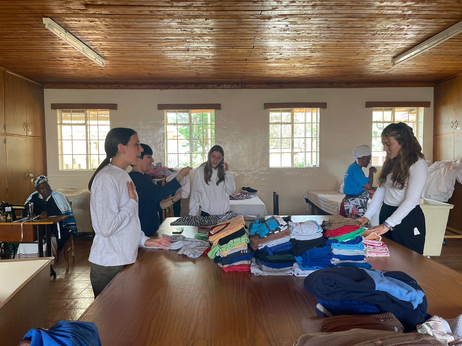 A SCUOLA DI SOLIDARIETÀ: DAL VOLONTARIATO IN AFRICA UNO SPUNTO PER LA RIPARTENZA 6 Cometa - A SCUOLA DI SOLIDARIETÀ: DAL VOLONTARIATO IN AFRICA UNO SPUNTO PER LA RIPARTENZA 5