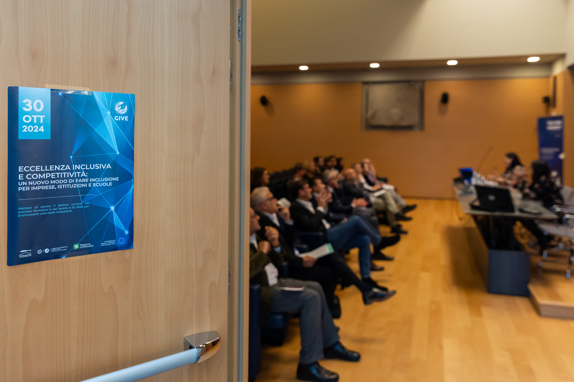 Conferenza“Eccellenza inclusiva e competitività: un nuovo modo di fare inclusione per imprese, istituzioni e scuole” - The GIVE Project 34 Cometa - Conferenza“Eccellenza inclusiva e competitività: un nuovo modo di fare inclusione per imprese, istituzioni e scuole” - The GIVE Project 33
