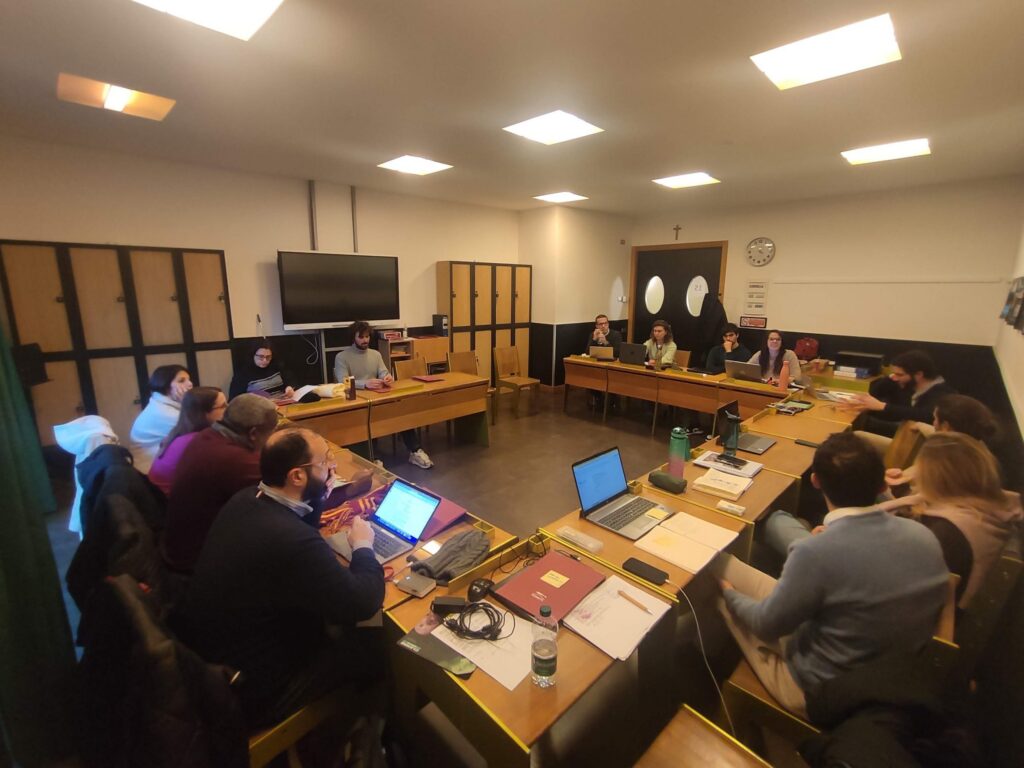 EDU.CARE – Curiamo il presente dei giovani 18 Cometa - EDU.CARE – Curiamo il presente dei giovani 17