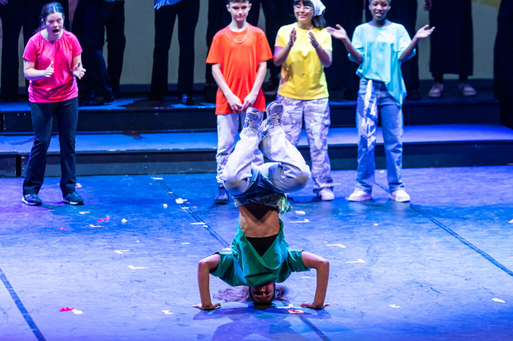 COMETACT AL TEATRO SOCIALE – SODDISFAZIONE E FELICITÀ SUL PALCO 32 Cometa - COMETACT AL TEATRO SOCIALE – SODDISFAZIONE E FELICITÀ SUL PALCO 31