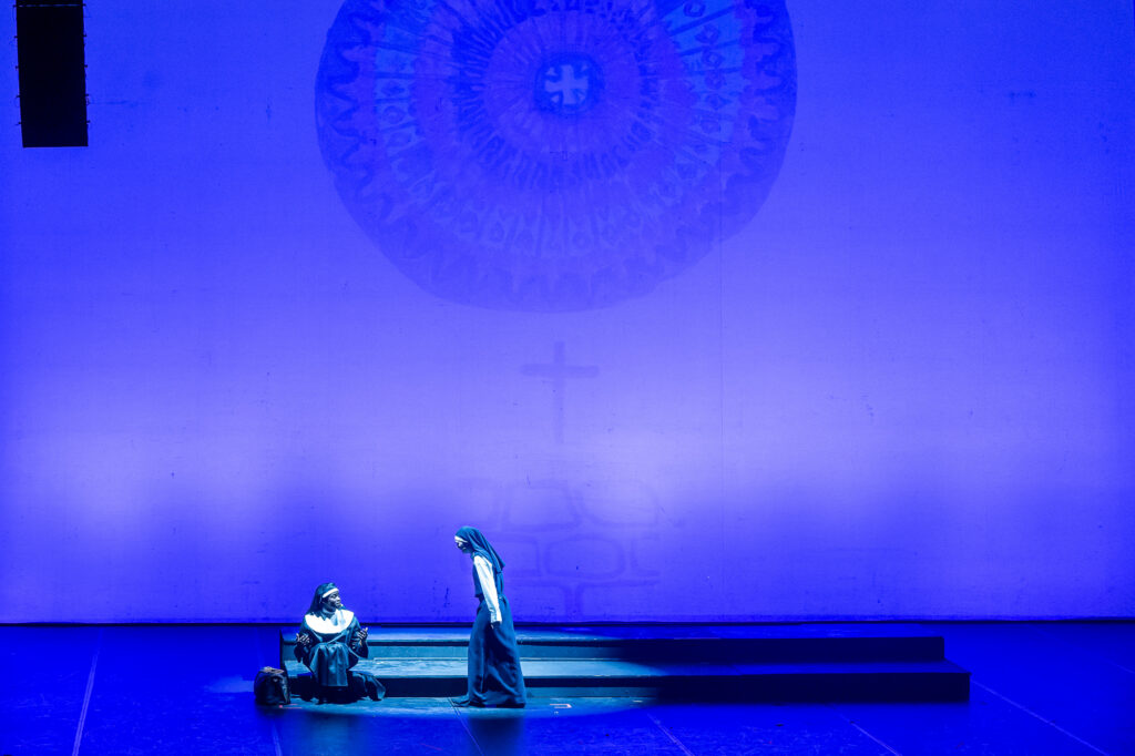 COMETACT AL TEATRO SOCIALE – SODDISFAZIONE E FELICITÀ SUL PALCO 38 Cometa - COMETACT AL TEATRO SOCIALE – SODDISFAZIONE E FELICITÀ SUL PALCO 37