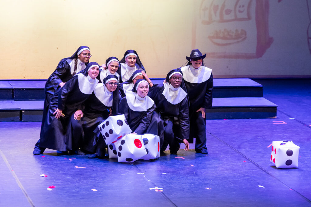 COMETACT AL TEATRO SOCIALE – SODDISFAZIONE E FELICITÀ SUL PALCO 34 Cometa - COMETACT AL TEATRO SOCIALE – SODDISFAZIONE E FELICITÀ SUL PALCO 33