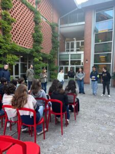 Cometa - VIVERE LO STUPORE: LA SCUOLA OLIVER TWIST APERTA AGLI STUDENTI DELLE SCUOLE MEDIE  5