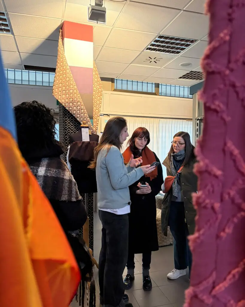 Quando il saper fare italiano incontra visioni da Nord a Sud: la visita della designer Damiana Spoto a Como 4 Cometa - Quando il saper fare italiano incontra visioni da Nord a Sud: la visita della designer Damiana Spoto a Como 3