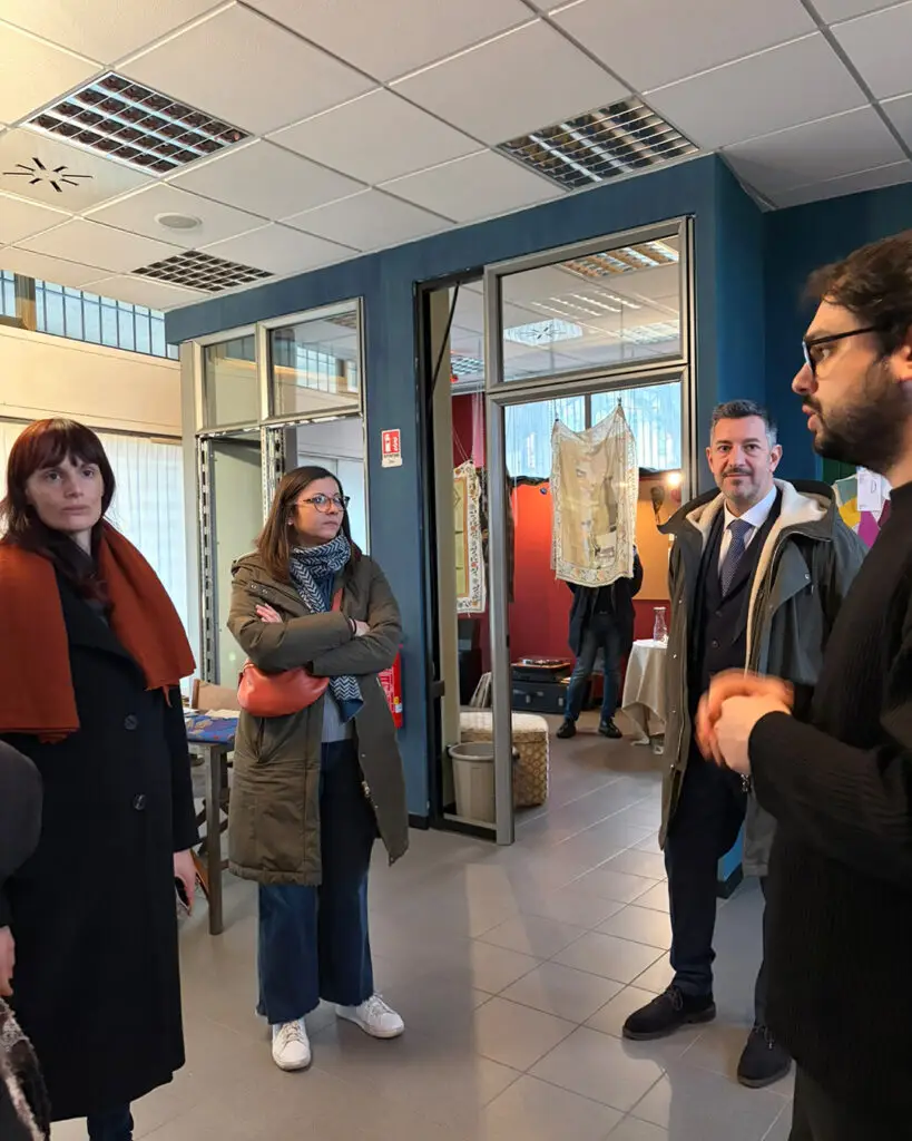 Quando il saper fare italiano incontra visioni da Nord a Sud: la visita della designer Damiana Spoto a Como 6 Cometa - Quando il saper fare italiano incontra visioni da Nord a Sud: la visita della designer Damiana Spoto a Como 5