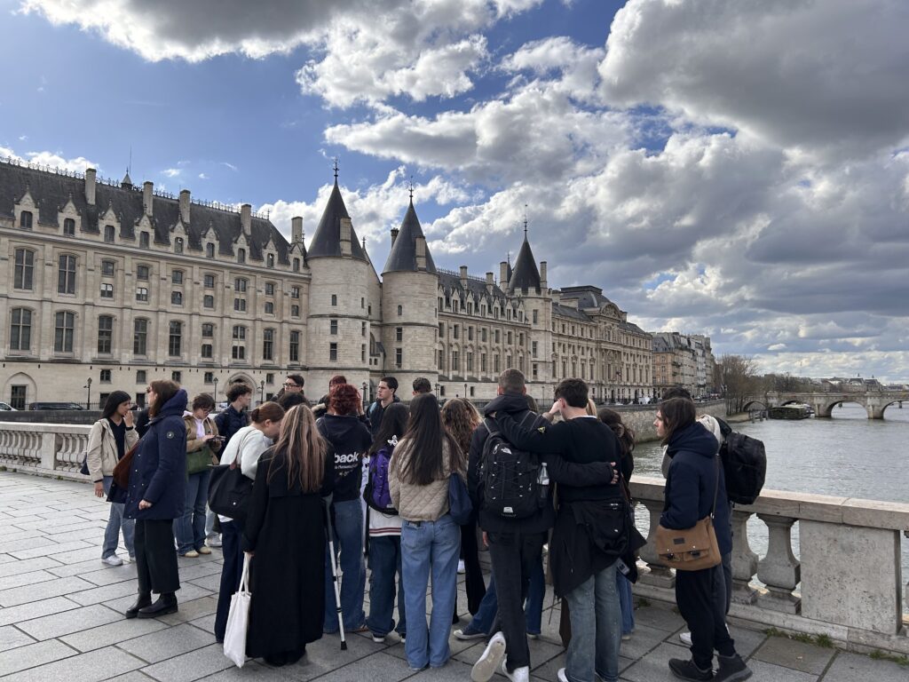 Cometa - Parigi tra arte, design e impresa: un viaggio che educa lo sguardo 9